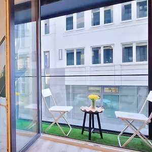https://liberty-bridge-projection-home.inbudapesthotels.com